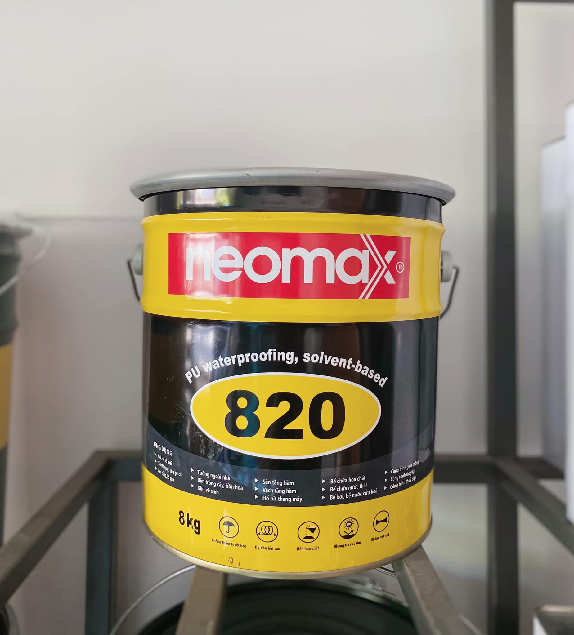 NEOMAX 820- HỢP CHẤT CHỐNG THẤM 1 THÀNH PHẦN, DẠNG LỎNG, GỐC POLYURETHANE.